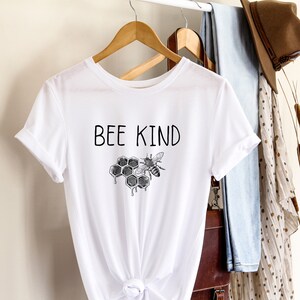 Bee kind shirt, Kindness shirt, be kind, Motivational shirt, Inspirational shirt, gift for her, Positive shirt, Mental health shirt