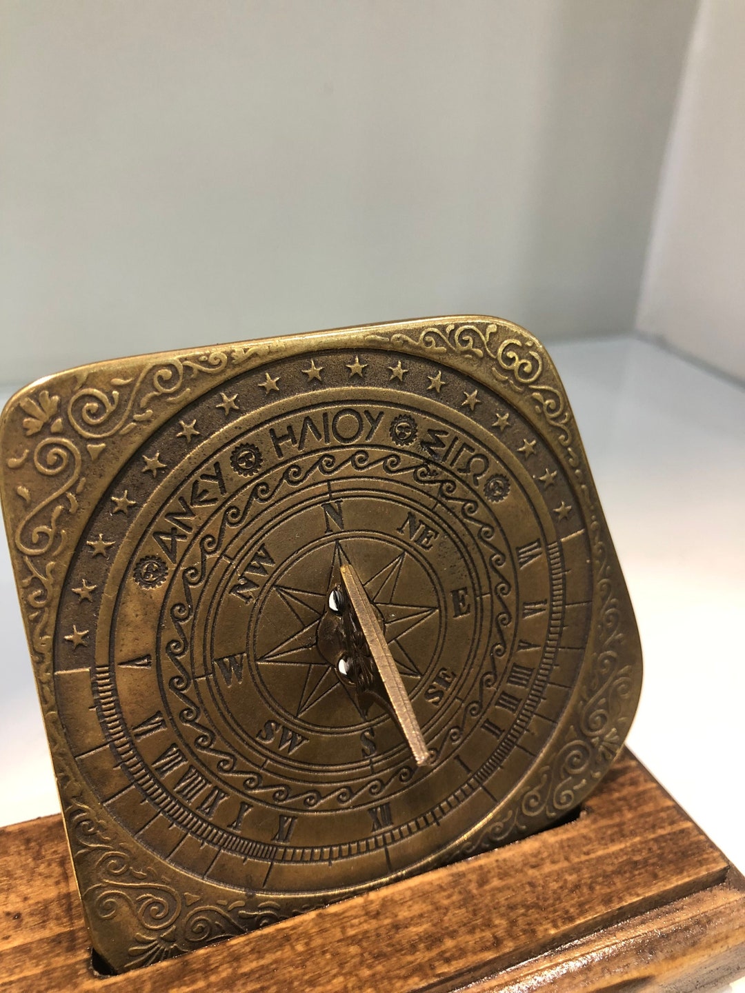 4-1/2 Antiqued Brass Sundial Compass with Wooden Box