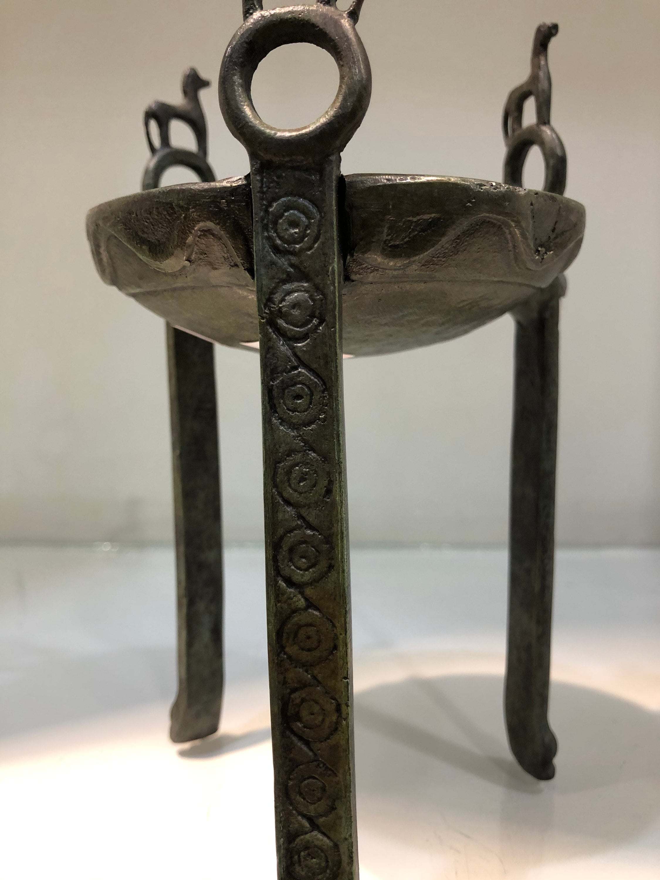 Trípode del Oráculo de Delfos - Etsy España