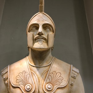 Achilles Statue