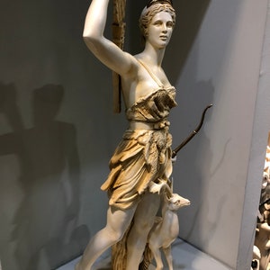 Greek Goddess Artemis Goddess of Wild Animals, the Hunt, Vegetation and ...