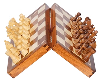 Le jeu d’échecs de voyage magnétique pliable personnalisé fait main Wrightwood avec rangement