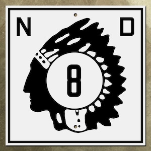 ノースダコタ州ルート8高速道路標識道路標識盾1931年ネイティブアメリカンの酋長