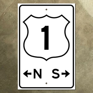 New Hampshire US Route 1 indicatore autostradale guida stradale segno frecce di Portsmouth