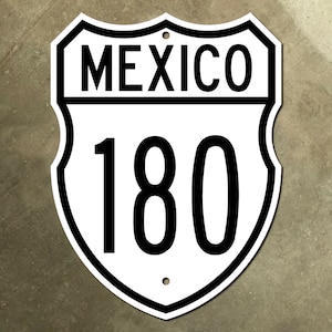 Segnale stradale dell'autostrada Messico Route 180 Cancun Matamoros Veracruz Merida 1966