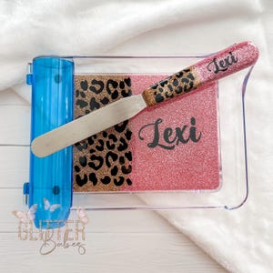 Personalized Pink Pharmacy Tech Counting Tray or Spatula – Essential Tools for Pharmacy Technicians & Students – Perfect Gift
