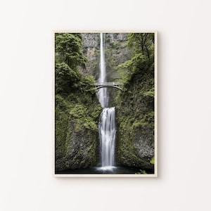 Multnomah Waterfalls DIGITAL Print, Oregon Printable Large Wall Art, Nature Poster, Falls in the Forest Print, Columbia River Wall art