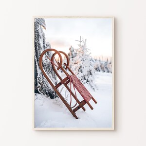 Fotografia de paisagens de inverno, impressão de trenó para impressão, arte de parede grande de floresta de montanha de inverno, decoração de férias de Natal, pôster de floresta de neve