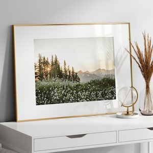 Druckbare Wildblumen Fotografie, Natur Landschaft große Wandkunst, grüne Natur Digitaldruck, nordische Wald Wandkunst, Instant Download Bild 6