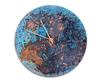 Horloge murale ronde en cuivre. Horloge murale décorative en métal. Horloge murale en cuivre patiné. Cadeau de pendaison de crémaillère. Art du cuivre