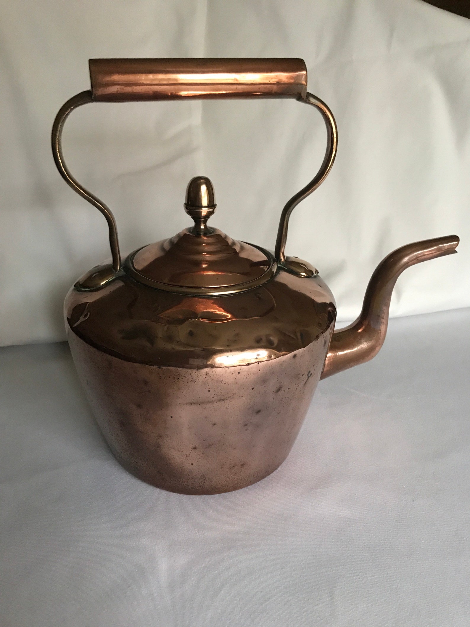 VICTORIAN COPPER KETTLE Antique Copper Kettle With Dove Tail Joints and