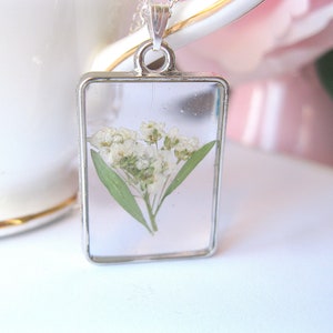 Real white alyssum flower necklace - Resin jewellery - Nature gifts - Bridesmaid gifts