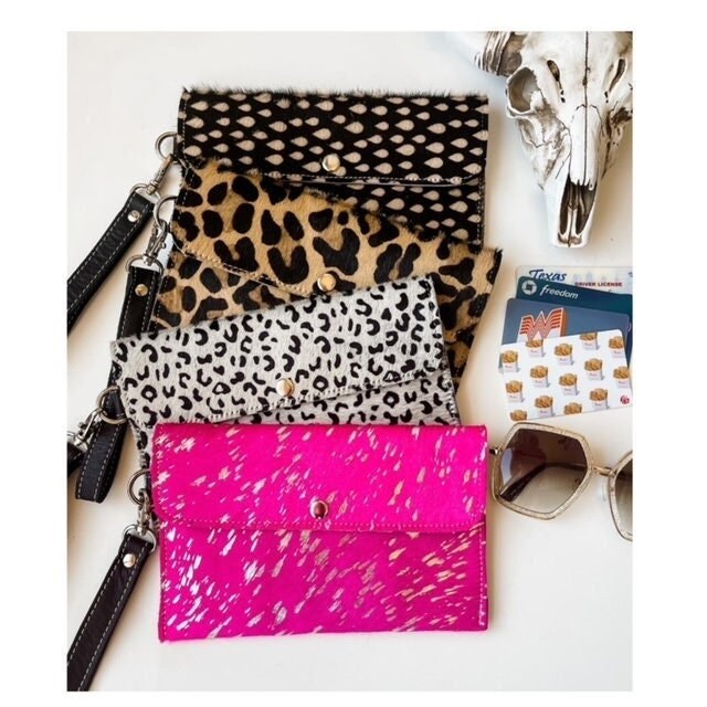 COWHIDE WRISTLET WALLET Western Genuine Hair on Fur Cowhide Wristlet Clutch Wallet | Animal print Purse Wallet Handbag | gift idea