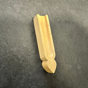 Tilak Stamp – Wooden Vaishnava Tool for Gopi Chandan Body Marks – Tulsi Leaf Shape – Krishna Tilak – ISKCON
