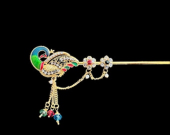 Flauta de pavo real para Krishna - 6 pulgadas (15 cm)