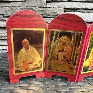 Guru Parampara Iskcon Gaudiya Vaishnava Disciplic Succession Foldable