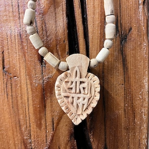 Colgante con el nombre de Sita Ram en sánscrito: collar de tulsi