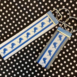 Detroit Lions inspirierte personalisierte Schlüsselanhänger Armband - 2 Größen erhältlich KOSTENLOSE Personalisierungsstickerei - Football