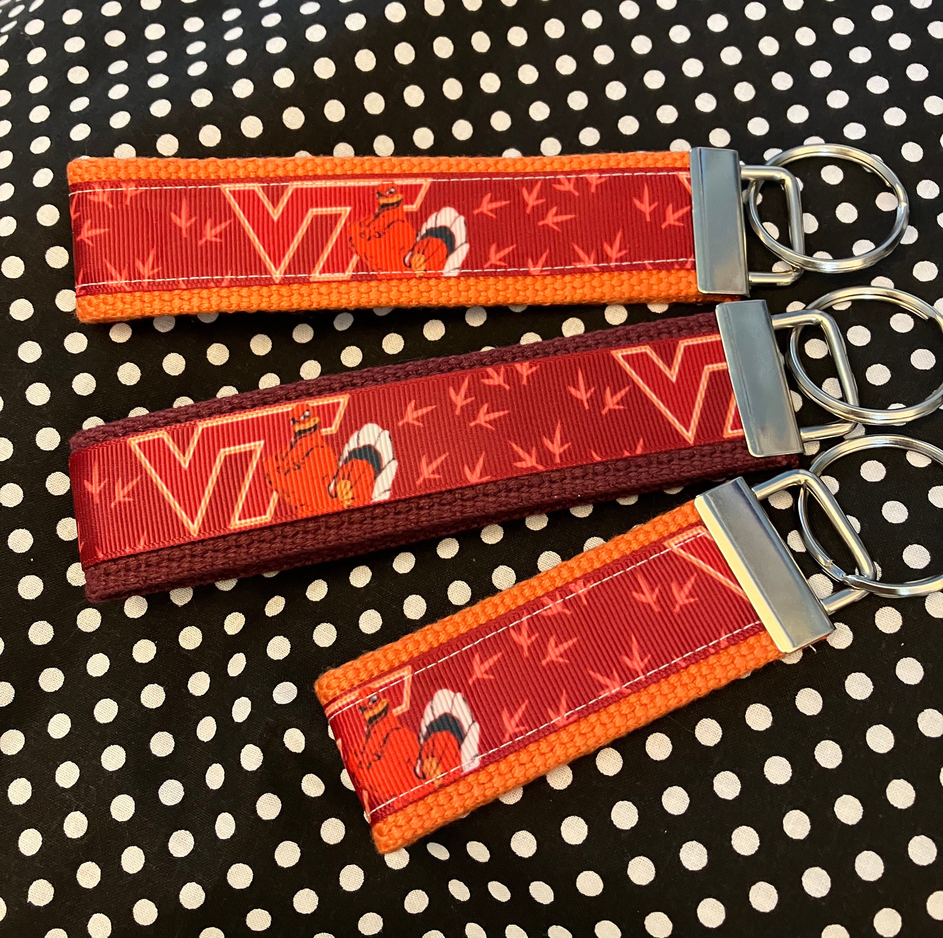 Virginia Tech Hokies Safety Clip Lanyard Key ID Badge Holder NCAA New 