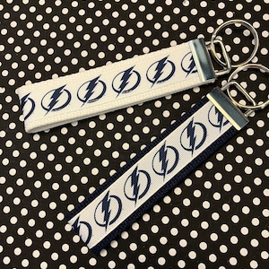 Porte-clés ou bracelet personnalisé Tampa Bay Lightning : Hockey LNH brodé