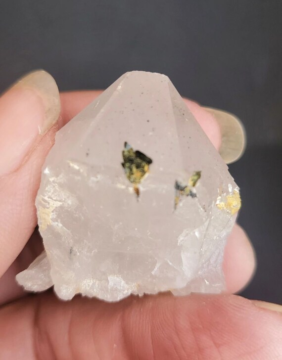 エピドート 水晶 メタリック針 コッパー 透明感のある水晶 直感力を