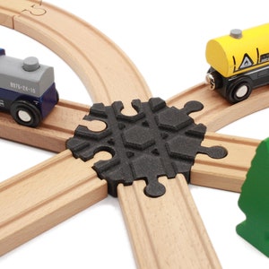 6 Track Crossing for Wooden Train Compatible Brio Ikea Lillabo Thomas Melissa Lidl