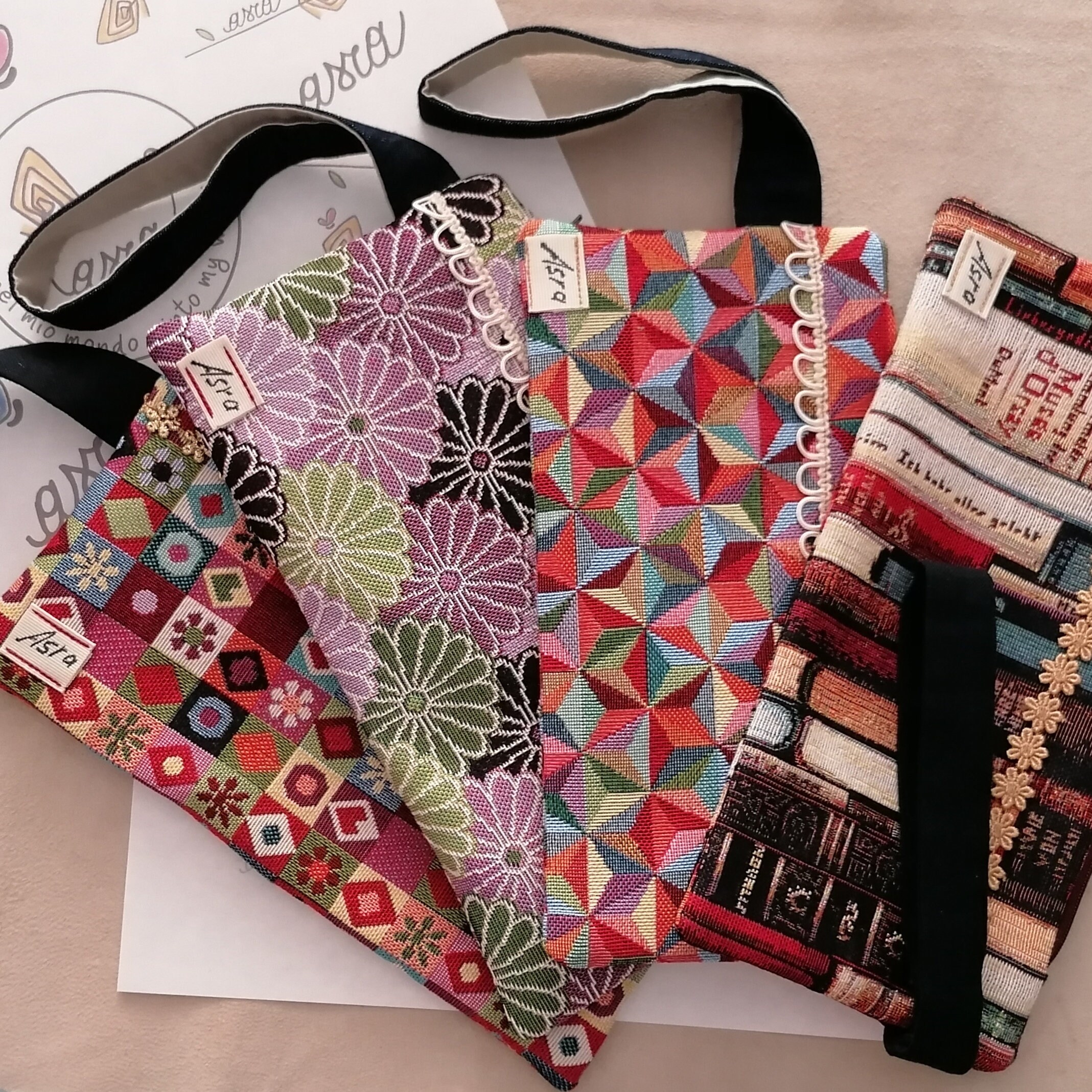 Pochette di stoffa shop fatte a mano