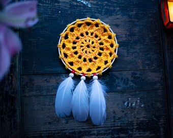 SMALL CROCHET DREAMCATCHER