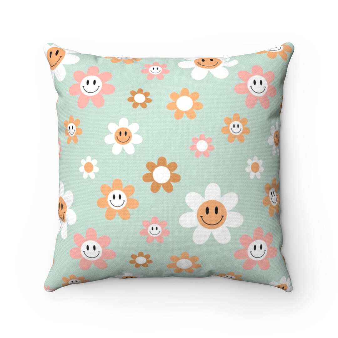 Retro Smiley Face Flower Pillow, Daisy Retro Pillow Cover, Cute Vintage