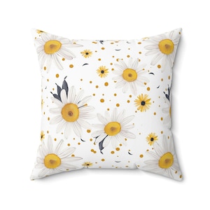 Daisy Floral Decorative Pillow, Yellow Home Decor, Spring Throw Pillow, Daisy Flower Pillow Decor, Gift for Her, Spring Floral Throw Cushion