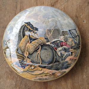 Prattware Lid "War"