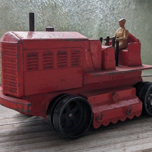 Heavy Tractor Dinky Toy