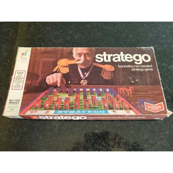 VINTAGE RUSSIAN ROULETTE BOARD GAME BY SELCHOE & RIGHTER CO. 1975