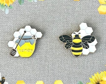 Bee Needle Minder | Honey Pot Needle Minder | Needle Nanny | Magnetic Needle Minder | Cross Stitch | Embroidery