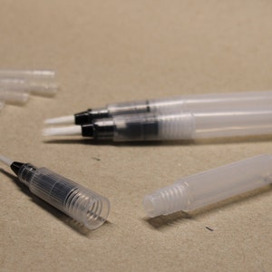 Water filled brush pen Clearance