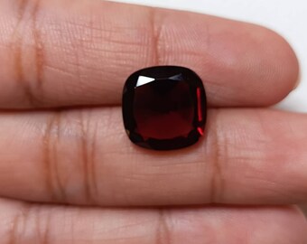 AAA quality mozambique Garnet big faceted cushion gemstone, size 4mm to 16mm for jewelry