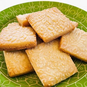 Irish Shortbread - Traditional Authentic Ireland Dessert with Paisley Pattern - Europe / European Biscuits / Cookies