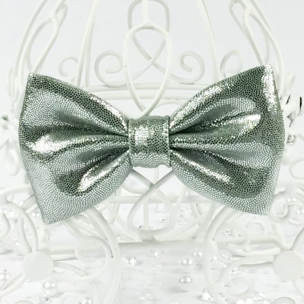 seafoam blue tie
