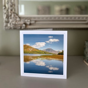 Loweswater - Reflections - Lake District - blanco wenskaart - landschapskaart - natuurkaart - beeldende kunst - Handgemaakte kaarten