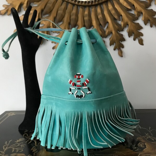 Vintage leather Western drawstring bag / purse with beaded decoration