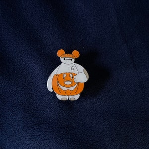 Pumpkin Bay Pin