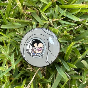 Capsule Pin