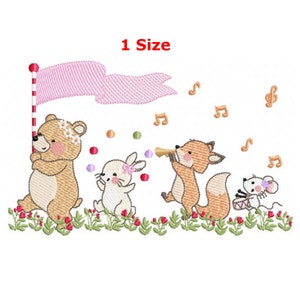 Pode incluir: Desenho bordado com um urso, um coelho, uma raposa e um rato tocando música em um campo de flores. O urso está segurando uma faixa rosa com o texto "1 Size".