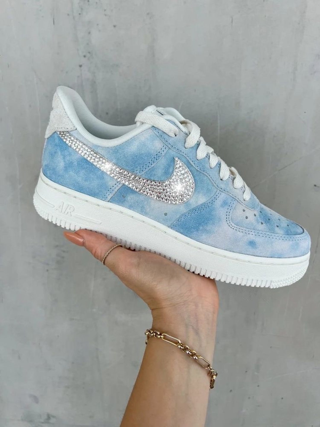 sneaks cloud air force