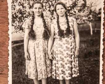 Original Found Photograph of Sisters Holding Hands - Creepy Twins Photo