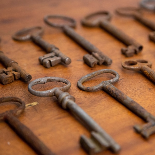 Large Real 1800s Skeleton Keys - Purchase for 1 Key - Heavy Brass Keys - Authentic Bit Keys