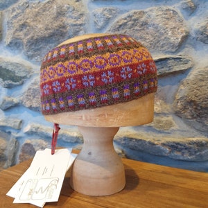 Hand knitted headband: 'Peerie' design