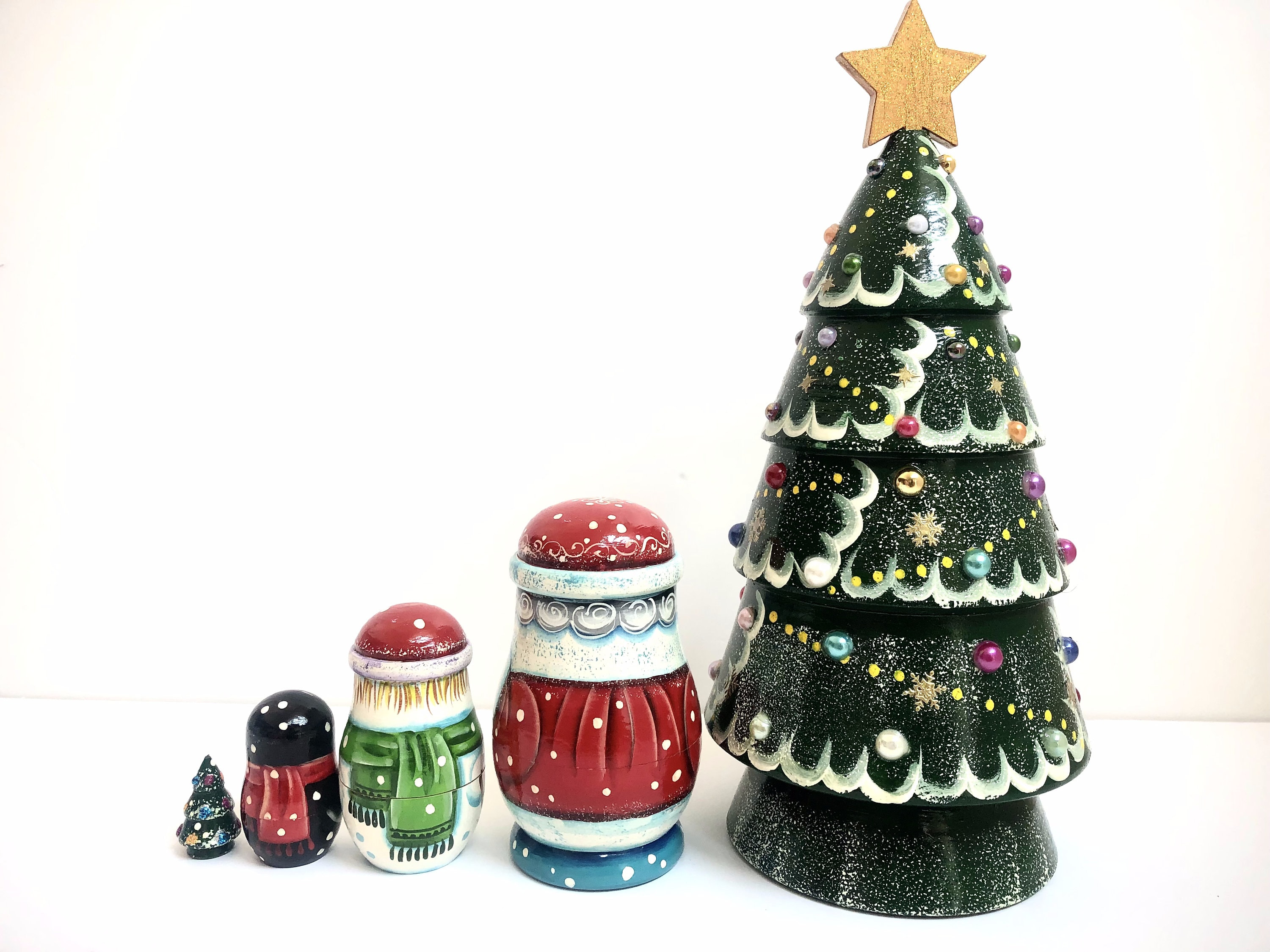 CHRISTMAS TREE 5 PC Nesting Dolls Original Item Featured in Etsy