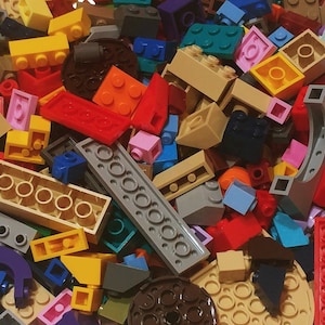 Mixed Color LEGO® Bulk Lot 100 Parts, with One (1) FREE *Random Minifigure | Parts, Pieces, Bricks | Building Blocks