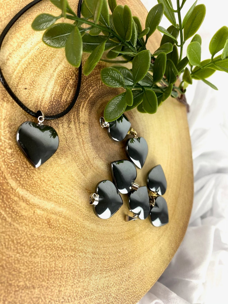 Religious Jewellery Anniversary Birthday Wedding Gift Hematite Healing Heart Crystal Necklace Confidence Courage Protection Stone